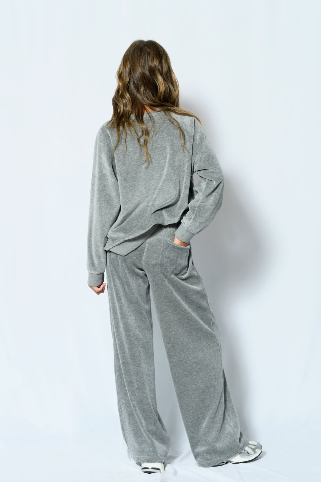 ユ*ん様 PRY Velvet Suede Sarouel Crop Pants JADEWIDELEGT_HTGY_MODELBACK_10